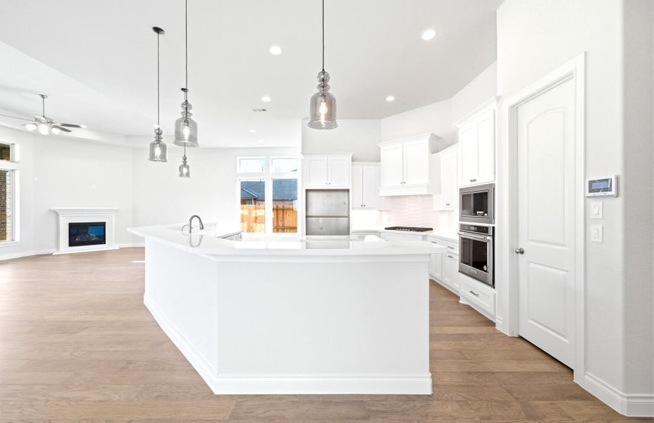 Furnished interior view inside a new home in The Highlands 55′, Porter (Image 14).