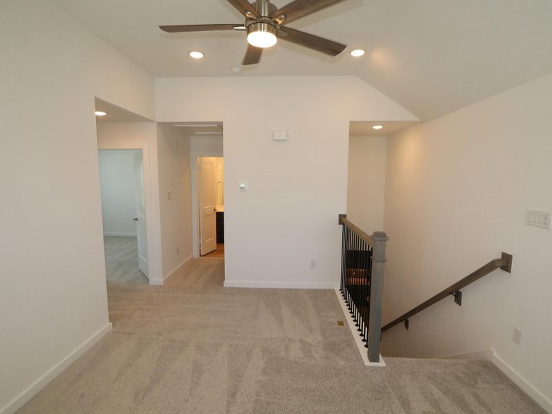 Spacious, unfurnished interior of a new home in Miller's Pond, Rosenberg (Image 14).
