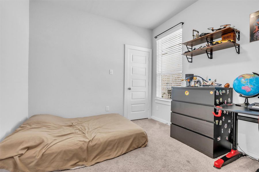 Furnished interior view inside a new home in Westridge Cove 40′, Conroe (Image 11).