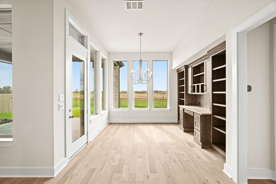 Breakfast Nook