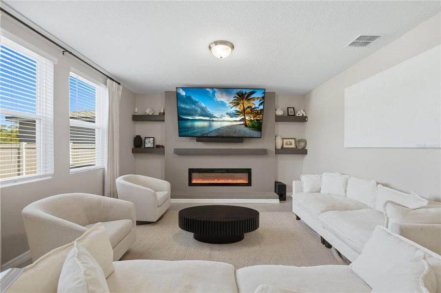 Furnished interior view inside a new home in , Davenport (Image 8).