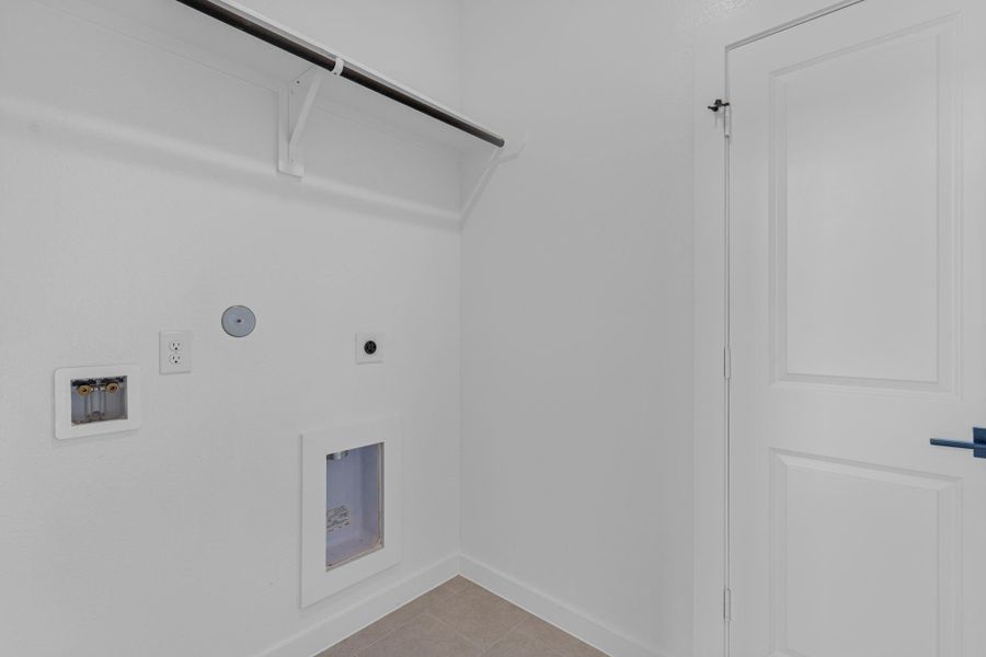 Spacious, unfurnished interior of a new home in Harvest Green - Final Opportunities, Richmond (Image 22).