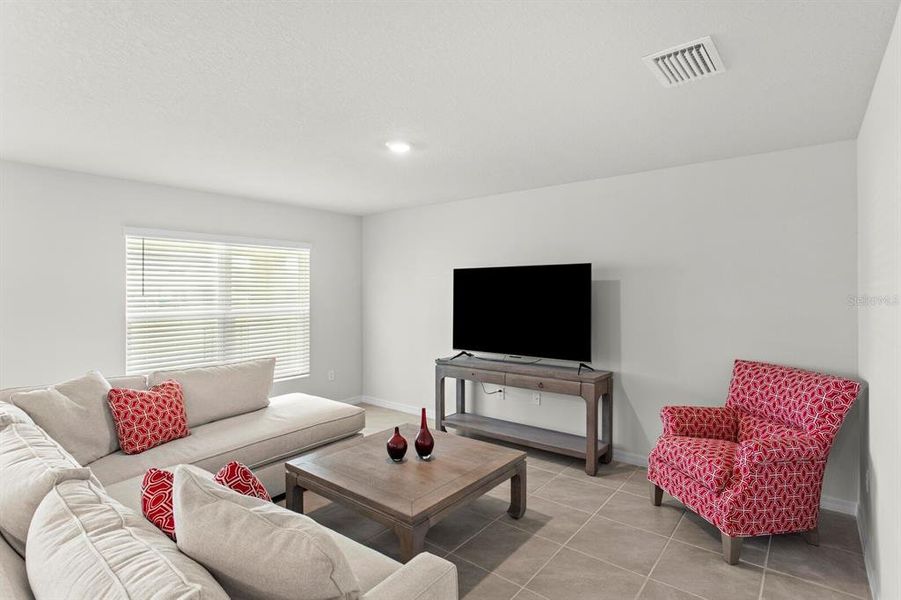 Furnished interior view inside a new home in Mandarin Grove, Palmetto (Image 26).