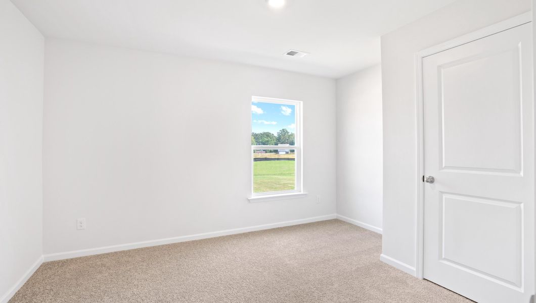 Spacious, unfurnished interior of a new home in Harrier Point, Woodruff (Image 15).