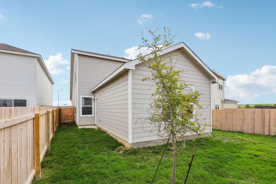 Representative exterior details of a home built from the Proxy by Starlight Homes in The Wilder, Adkins (Image 18).