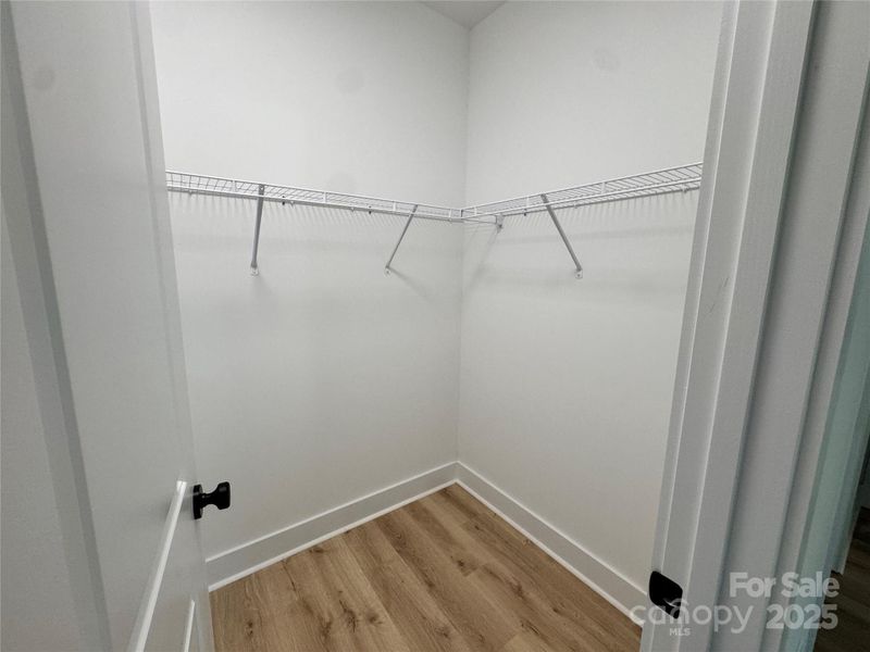 Spacious, unfurnished interior of a new home in , Monroe (Image 13).