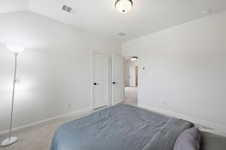 Spacious, unfurnished interior of a new home in , Venus (Image 20). Spacious, unfurnished interior of a new home in , Venus (Image 20).