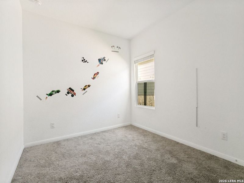 Spacious, unfurnished interior of a new home in , Converse (Image 7).