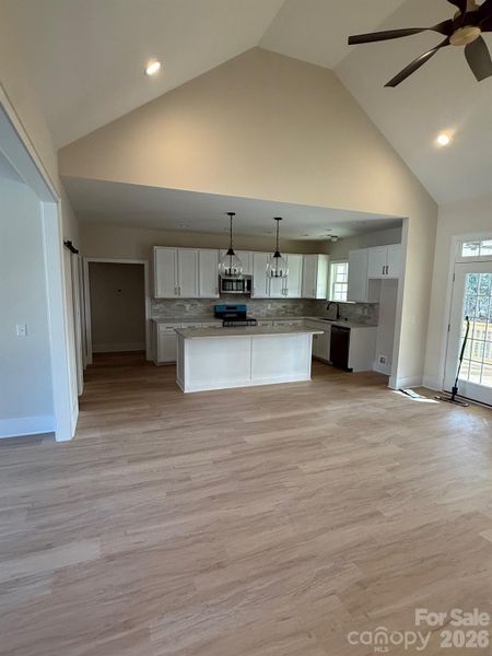 Spacious, unfurnished interior of a new home in , Rock Hill (Image 14).