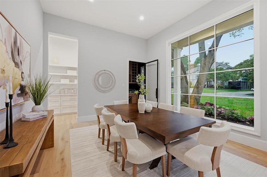 Furnished interior view inside a new home in , Dallas (Image 14).