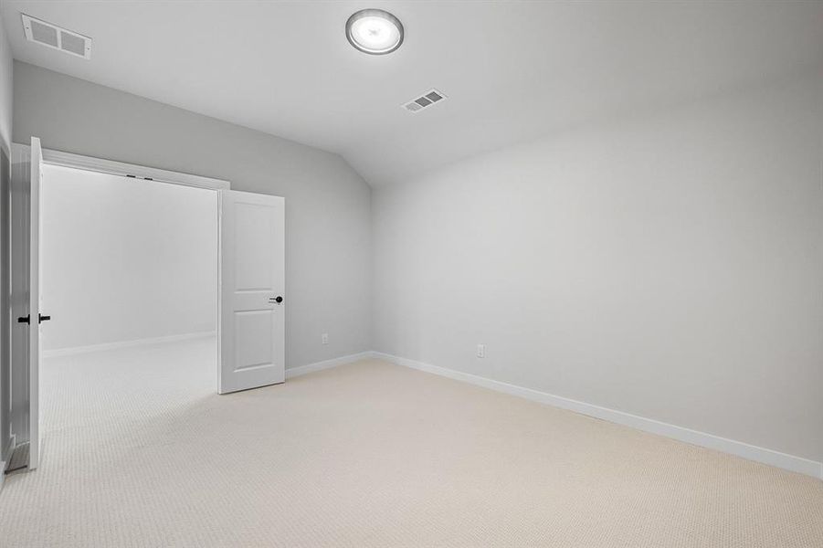 Spacious, unfurnished interior of a new home in Trinity Falls, McKinney (Image 29). Spacious, unfurnished interior of a new home in Trinity Falls, McKinney (Image 29).