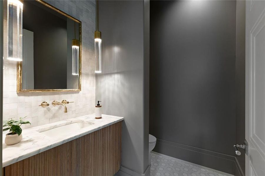 Furnished interior view inside a new home in , Atlanta (Image 51). Furnished interior view inside a new home in , Atlanta (Image 51).