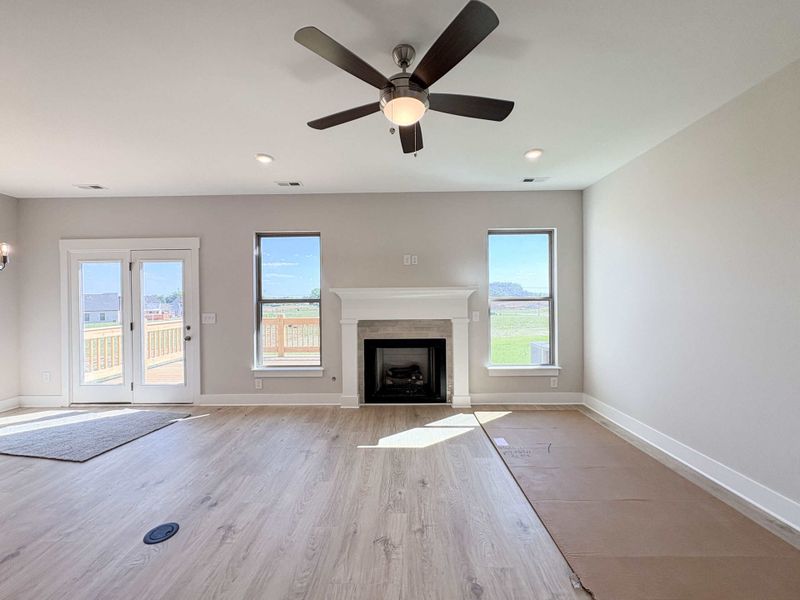 Spacious, unfurnished interior of a new home in The Paddock, Gallatin (Image 3).