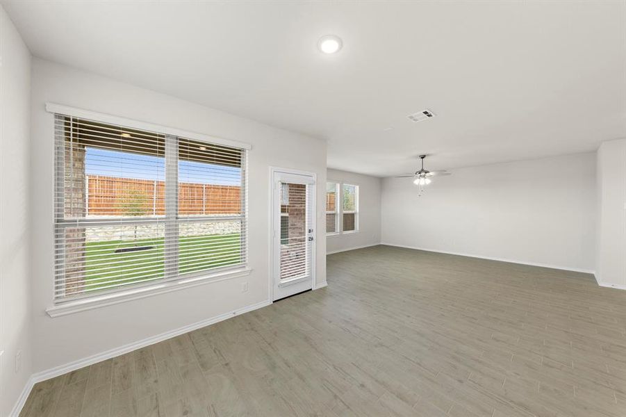 10. 118 Van Horn - Dining (2) 10. 118 Van Horn - Dining (2)