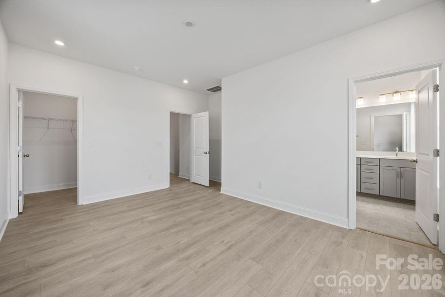 Second owner's suite