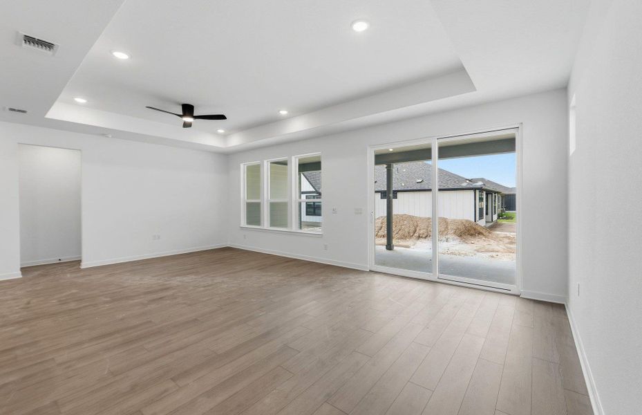 Spacious, unfurnished interior of a new home in Sun City Texas, Georgetown (Image 15). Spacious, unfurnished interior of a new home in Sun City Texas, Georgetown (Image 15).