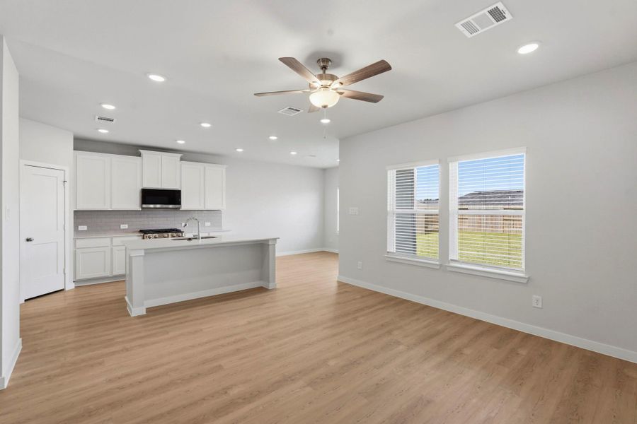Spacious, unfurnished interior of a new home in Maple Woods, Hockley (Image 21).