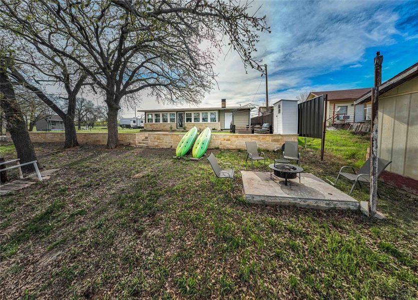 Exterior details and patio area of a home in , Breckenridge (Image 20).