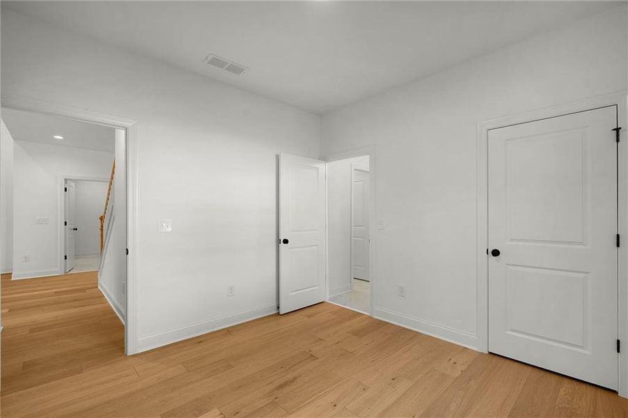 Spacious, unfurnished interior of a new home in , Calhoun (Image 26).