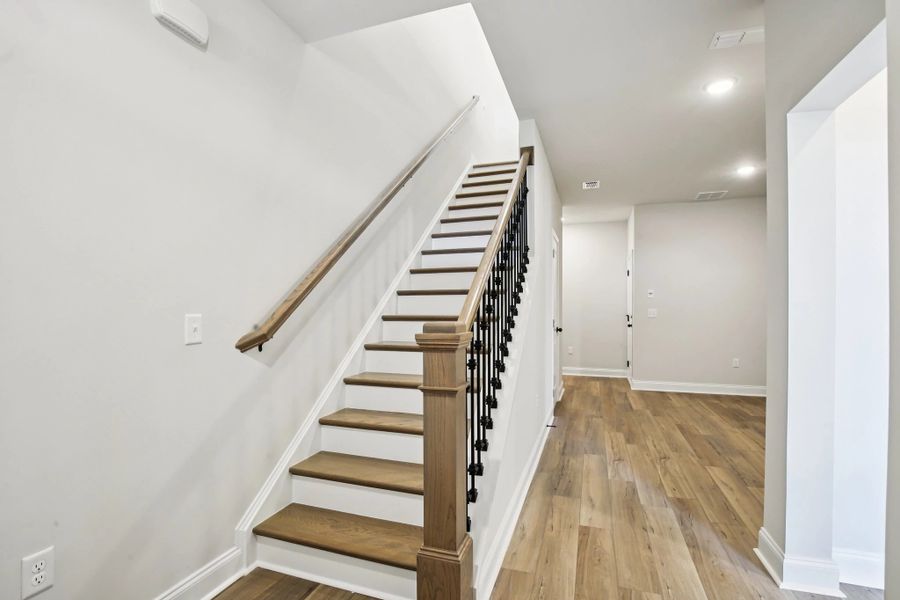 Spacious, unfurnished interior of a new home in Promenade at Clari Park, Murfreesboro (Image 14).