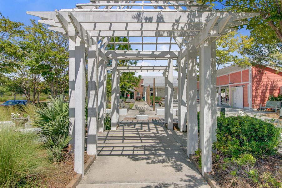 Community amenities in Sweetgrass at Summers Corner, Summerville (Image 64).