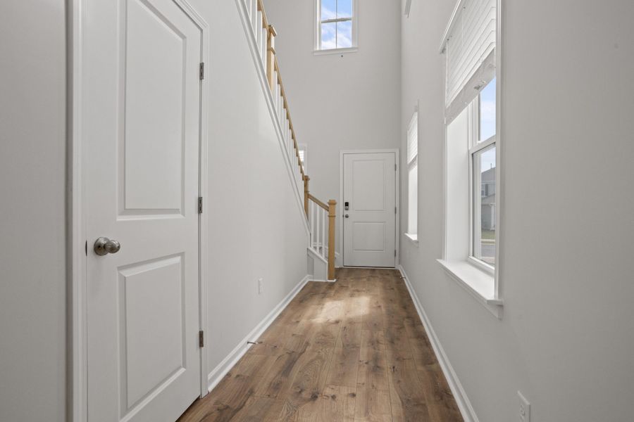 Spacious, unfurnished interior of a new home in The Pier South, Seneca (Image 24). Spacious, unfurnished interior of a new home in The Pier South, Seneca (Image 24).