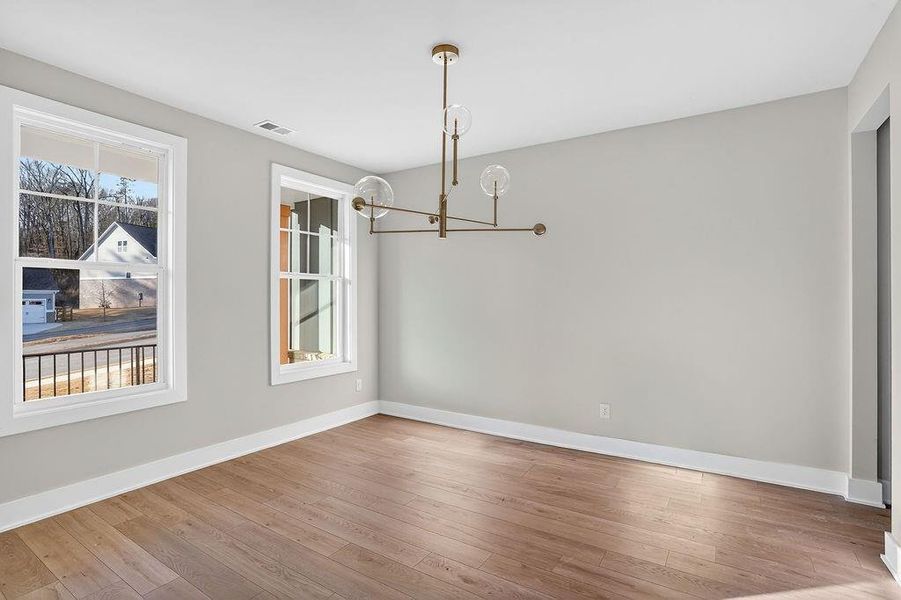 Spacious, unfurnished interior of a new home in , Gainesville (Image 32).