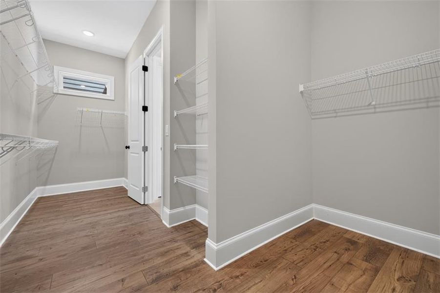 Spacious, unfurnished interior of a new home in , Flowery Branch (Image 29).
