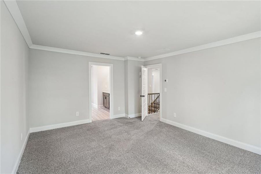 Spacious, unfurnished interior of a new home in Martin Springs - Estate Series, Lawrenceville (Image 25).