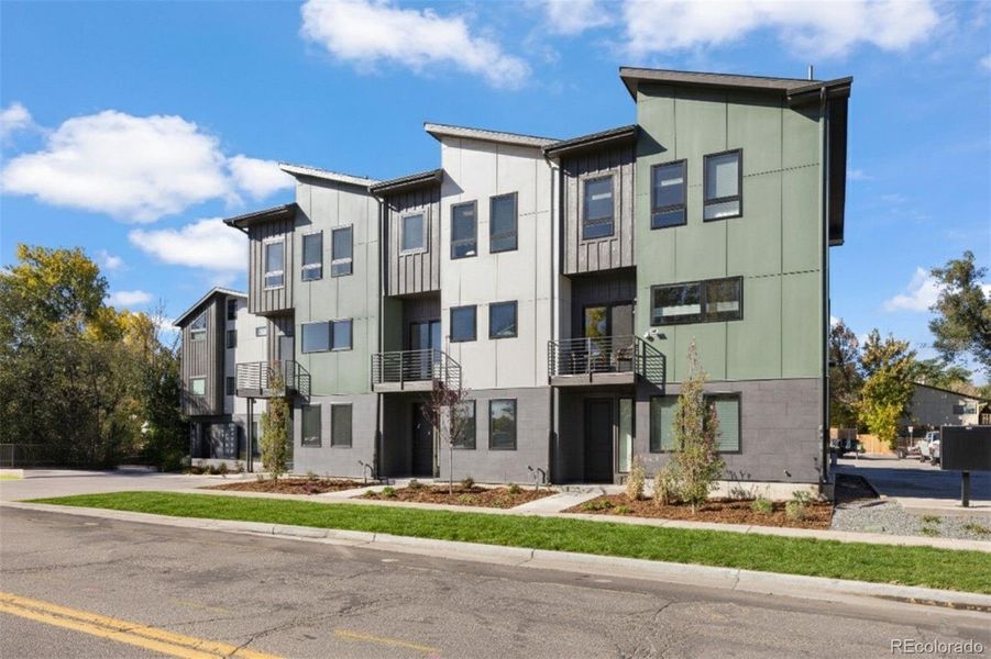 Image 32 of a home in .