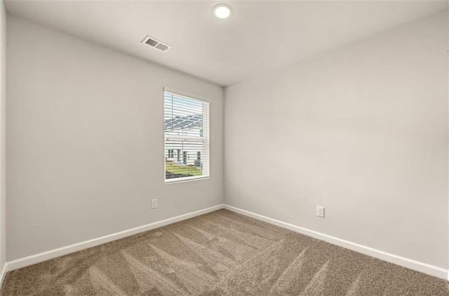 Spacious, unfurnished interior of a new home in Carolina, Palmetto (Image 14).