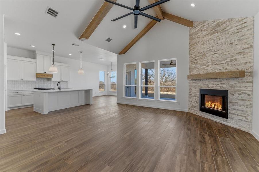 Spacious, unfurnished interior of a new home in , Springtown (Image 13).