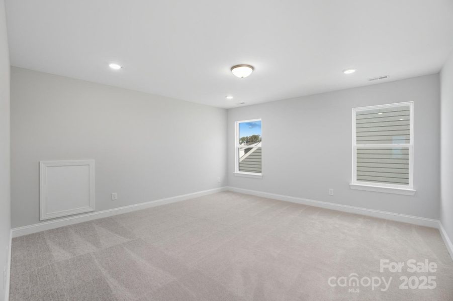 Spacious, unfurnished interior of a new home in Heritage - 55+ Community, Wesley Chapel (Image 34).