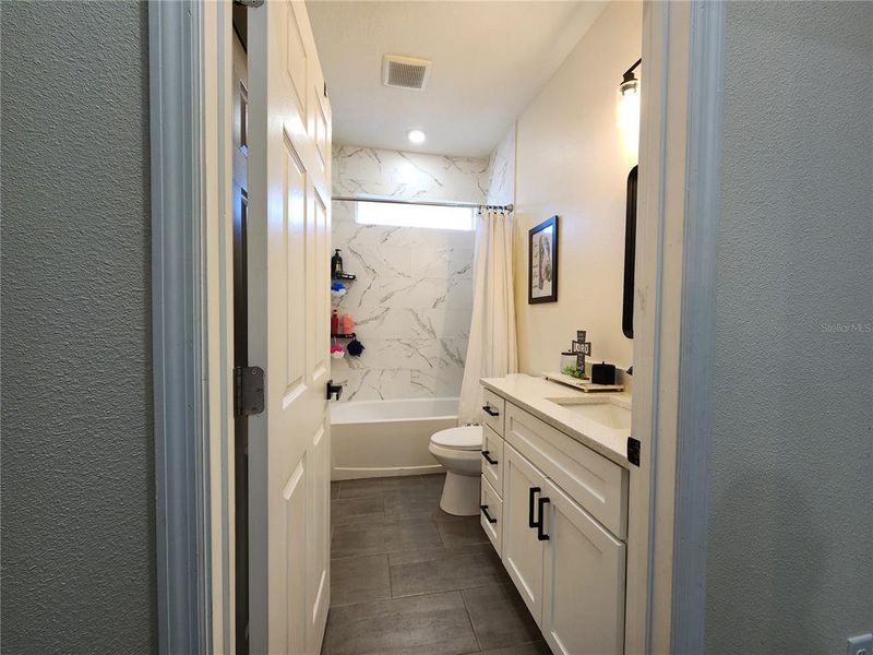 Furnished interior view inside a new home in , Ocala (Image 60).