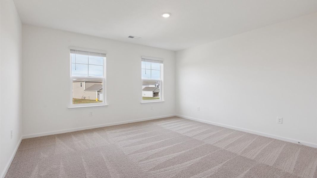 Spacious, unfurnished interior of a new home in Whispering Springs, Maryville (Image 26).