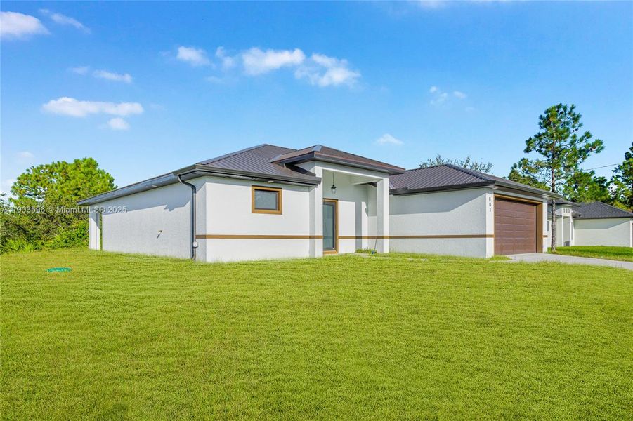 Exterior details and patio area of a home in , Lehigh Acres (Image 28).
