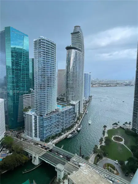 Condo located in Miami, FL showcasing its design and architecture (Image 1). Condo located in Miami, FL showcasing its design and architecture (Image 1).