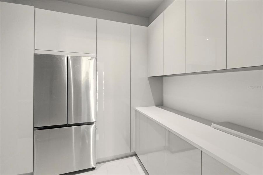 Furnished interior view inside a new home in , Sarasota (Image 16).