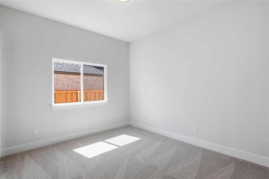 Spacious, unfurnished interior of a new home in Pecan Grove, Burleson (Image 26).