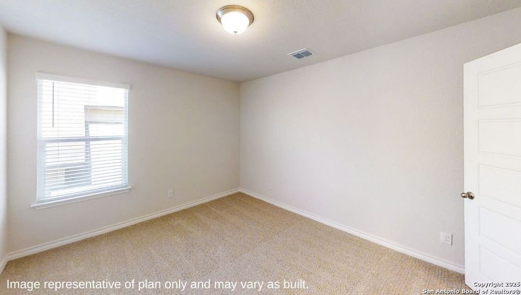 Spacious, unfurnished interior of a new home in Brookstone Creek, San Antonio (Image 13).