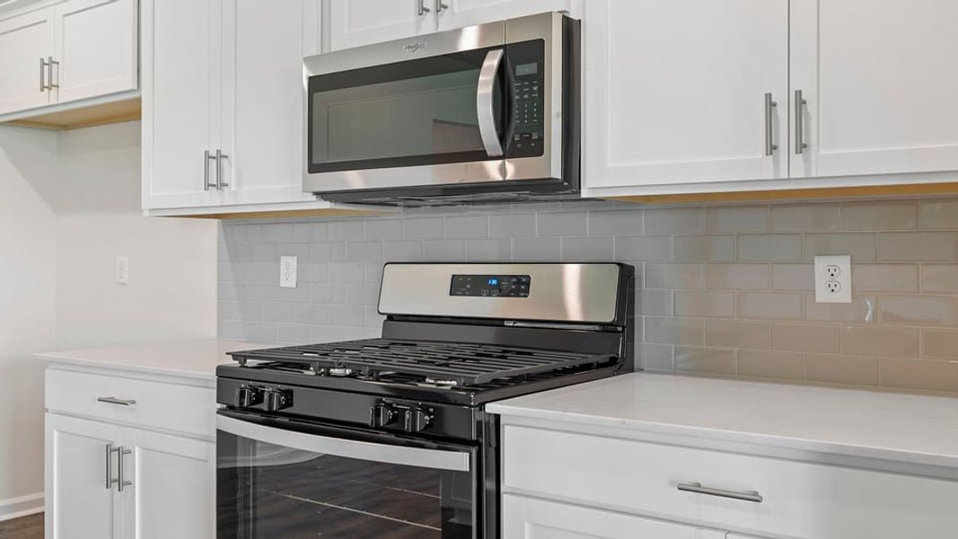 Image 35 of a home in Sherwood Gardens.