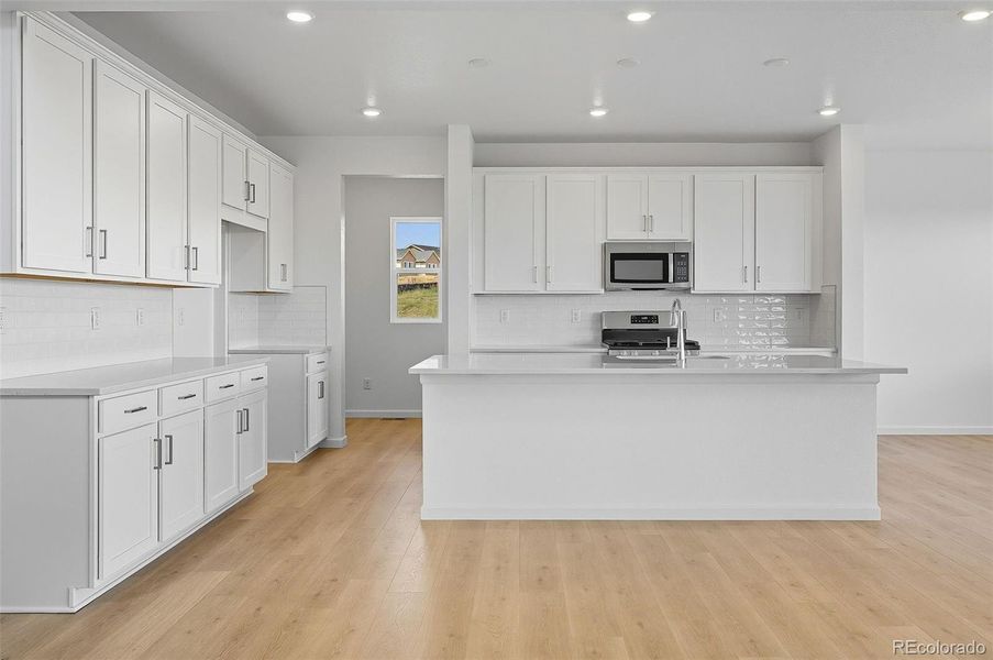 16947 W 92nd Drive ~ Ready Now 16947 W 92nd Drive ~ Ready Now