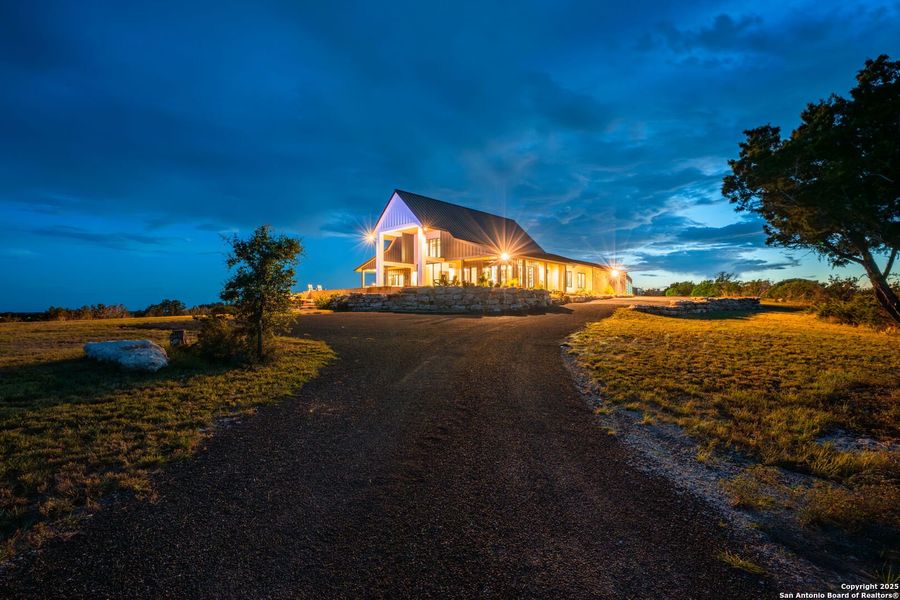 Image 49 of a home in .