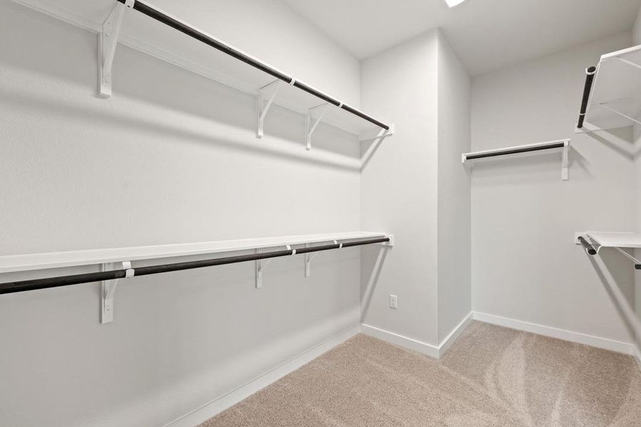 Spacious, unfurnished interior of a new home in Heritage, Dripping Springs (Image 29).