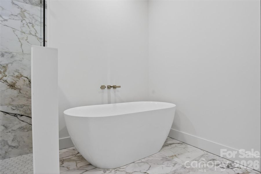 Image 46 of a home in .