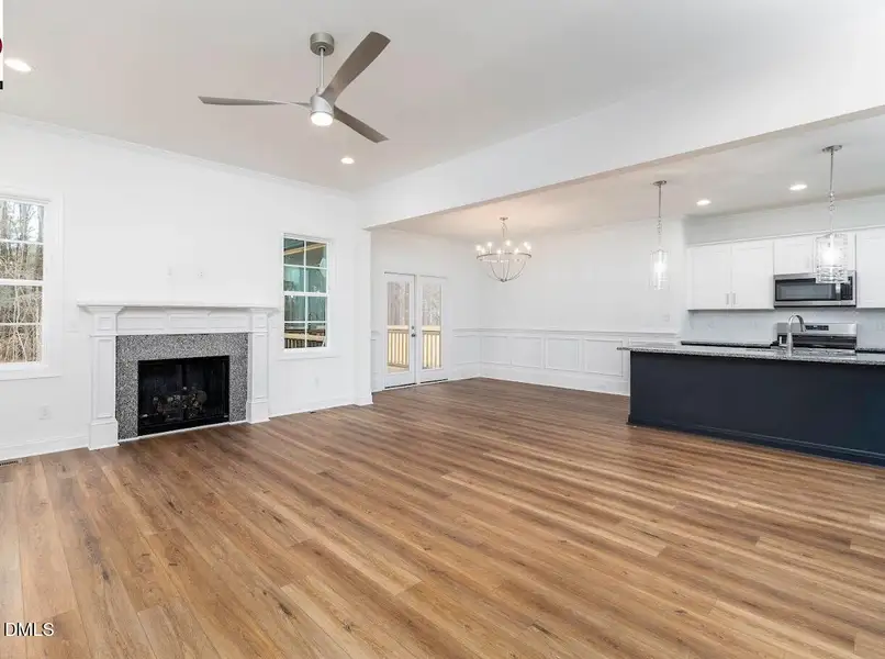 image (18) image (18)