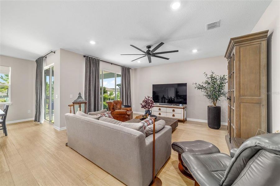 Furnished interior view inside a new home in Del Webb Stone Creek, Ocala (Image 4).