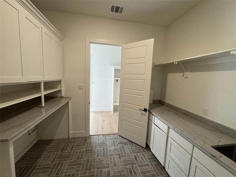 Furnished interior view inside a new home in Summit Ranch, Aledo (Image 10). Furnished interior view inside a new home in Summit Ranch, Aledo (Image 10).