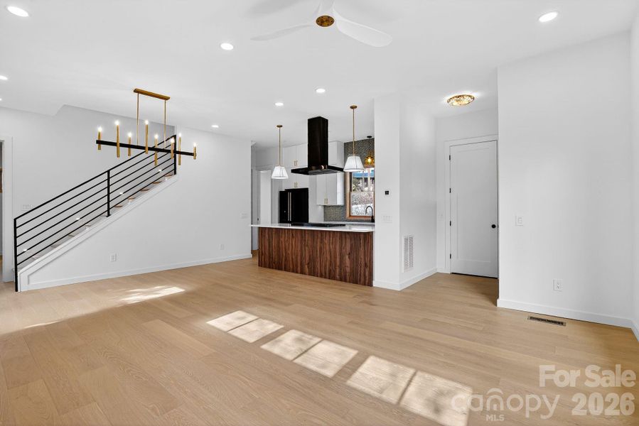 Spacious, unfurnished interior of a new home in , Asheville (Image 31).