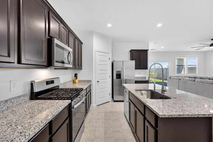 15-web-or-mls-030S Palo Verde Dr